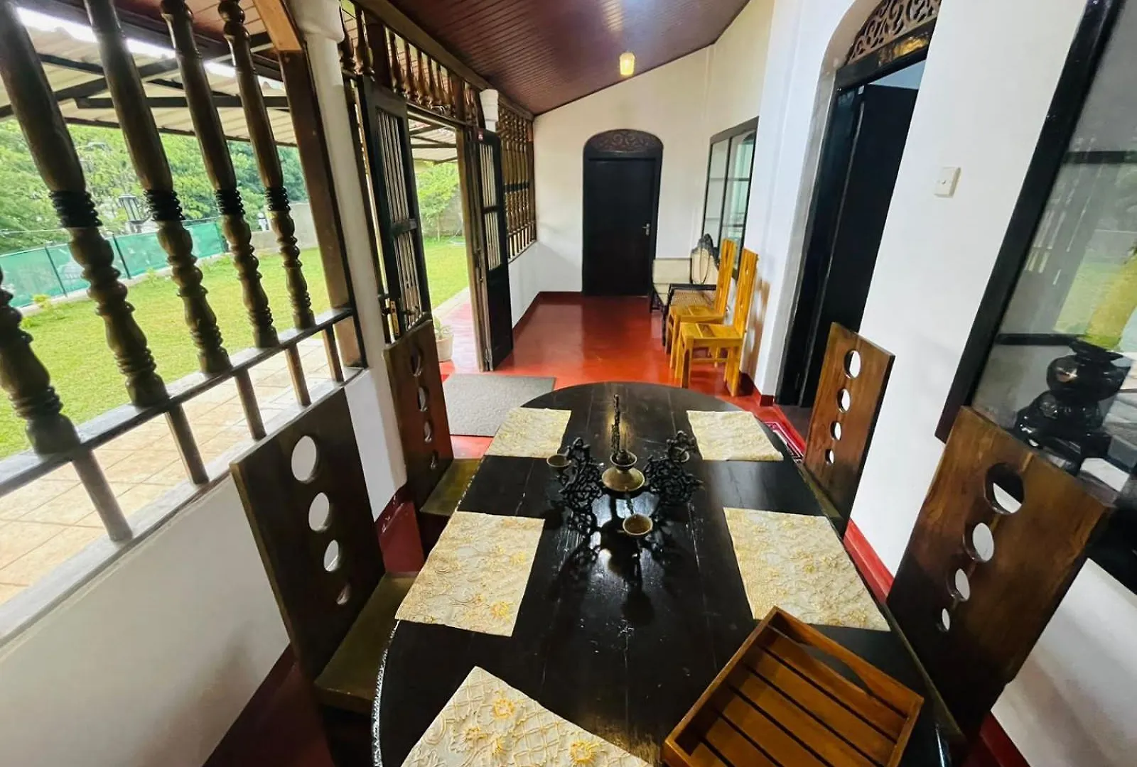 Lake Classical Guest House كاندي سريلانكا