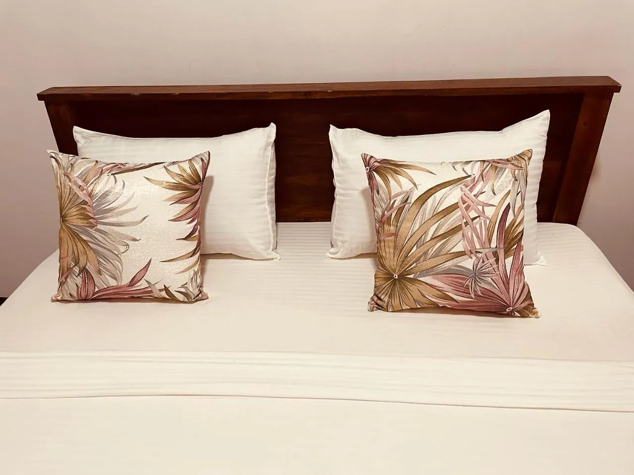 Lake Classical Guest House Kandy