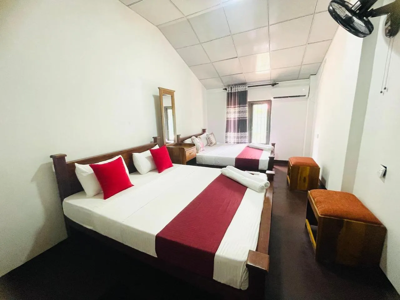 Lake Classical Guest House Kandy 0*,