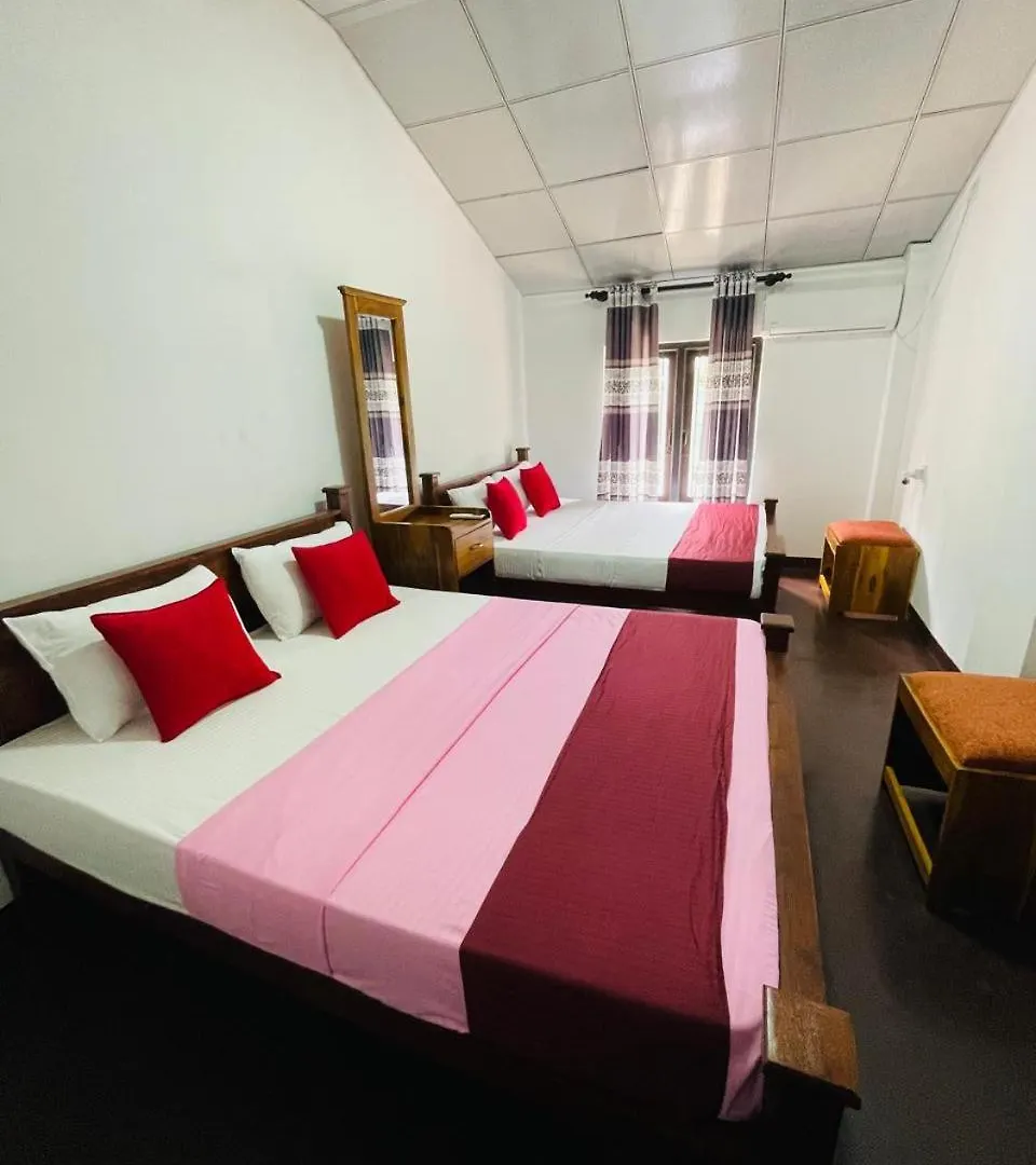 Lake Classical Guest House Kandy