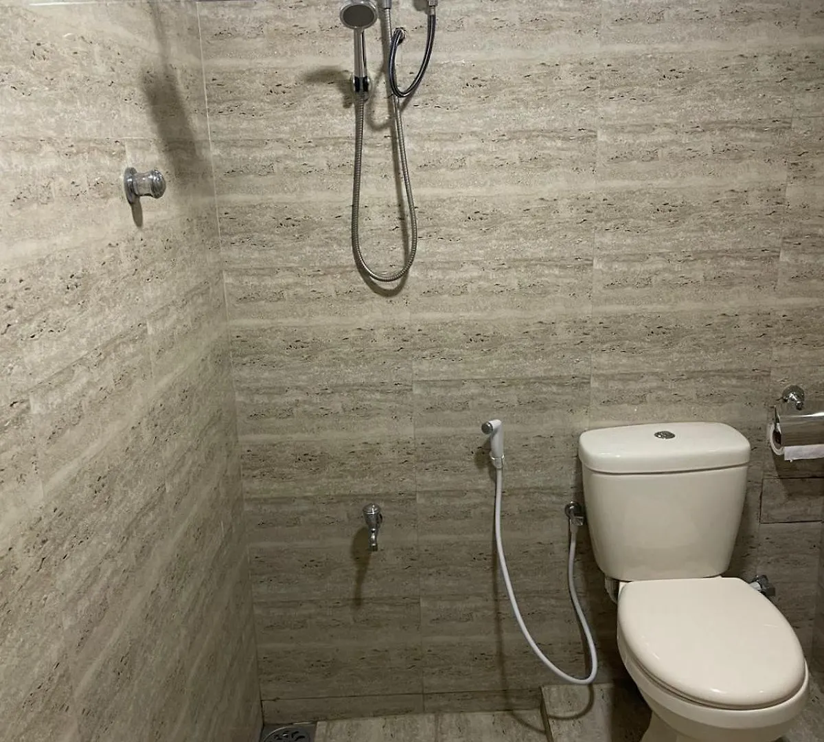 Lake Classical Guest House كاندي