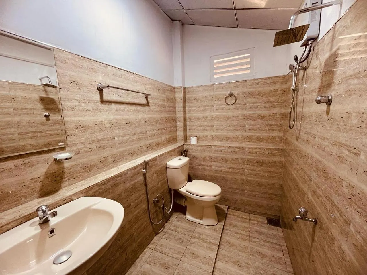 Lake Classical Guest House كاندي 0*,