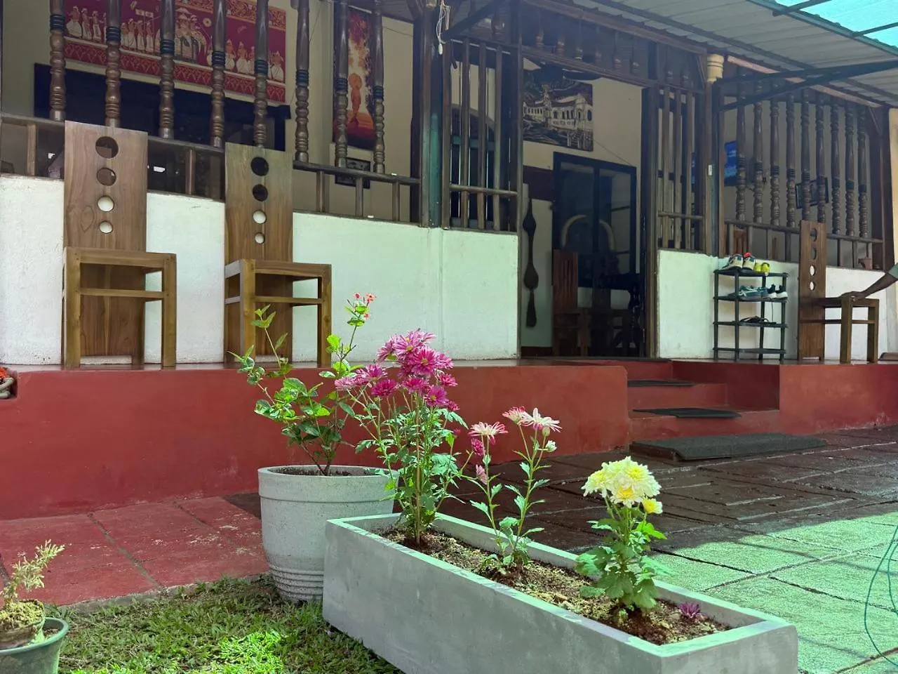 Lake Classical Guest House Kandy Sri Lanka
