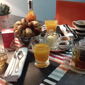 https://bb-au-moulin-de-riottier.hotels-rhonealpes.com