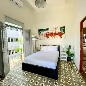 https://nandos-place.comcaribbean.com