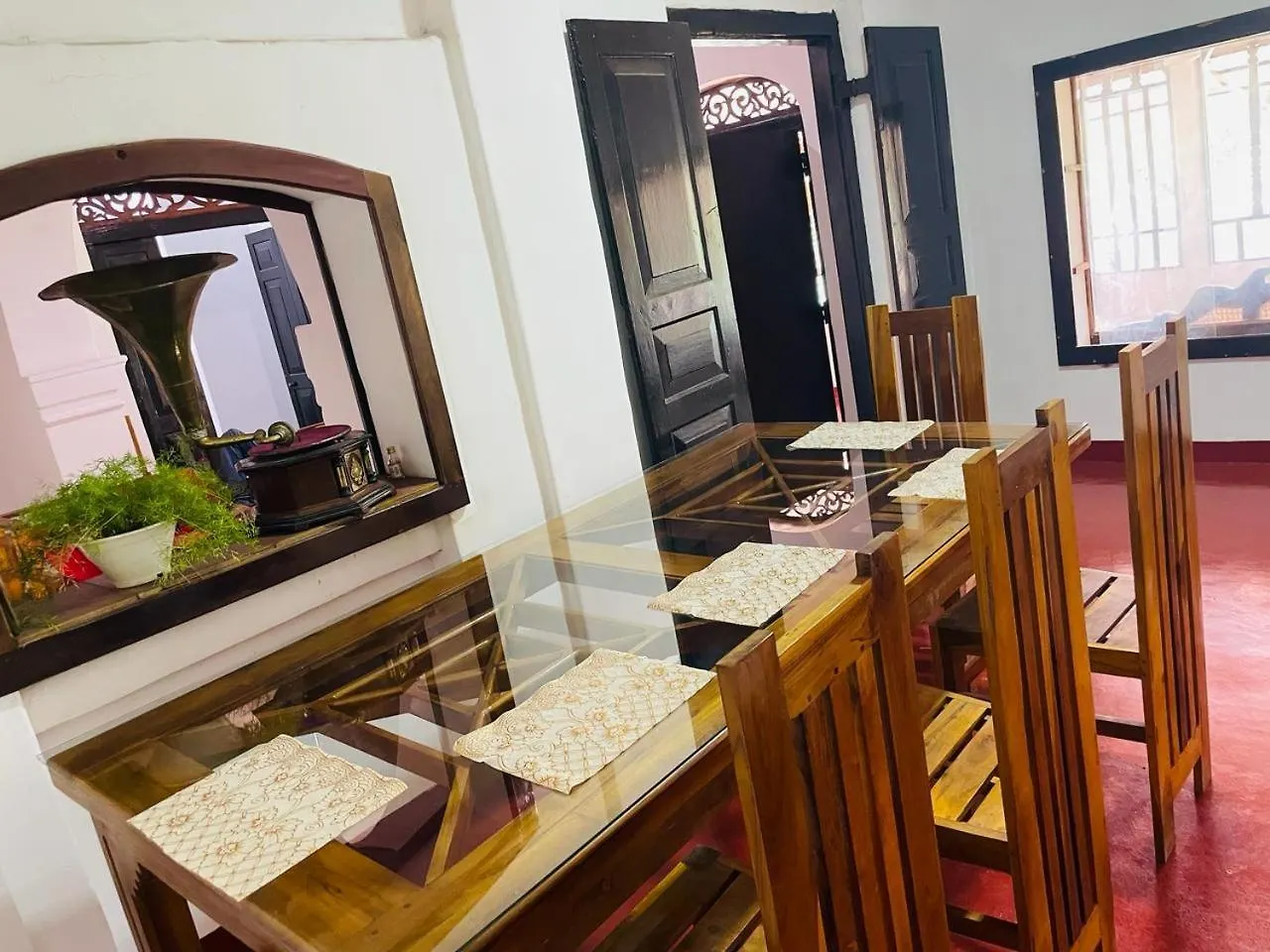 Lake Classical Guest House Kandy