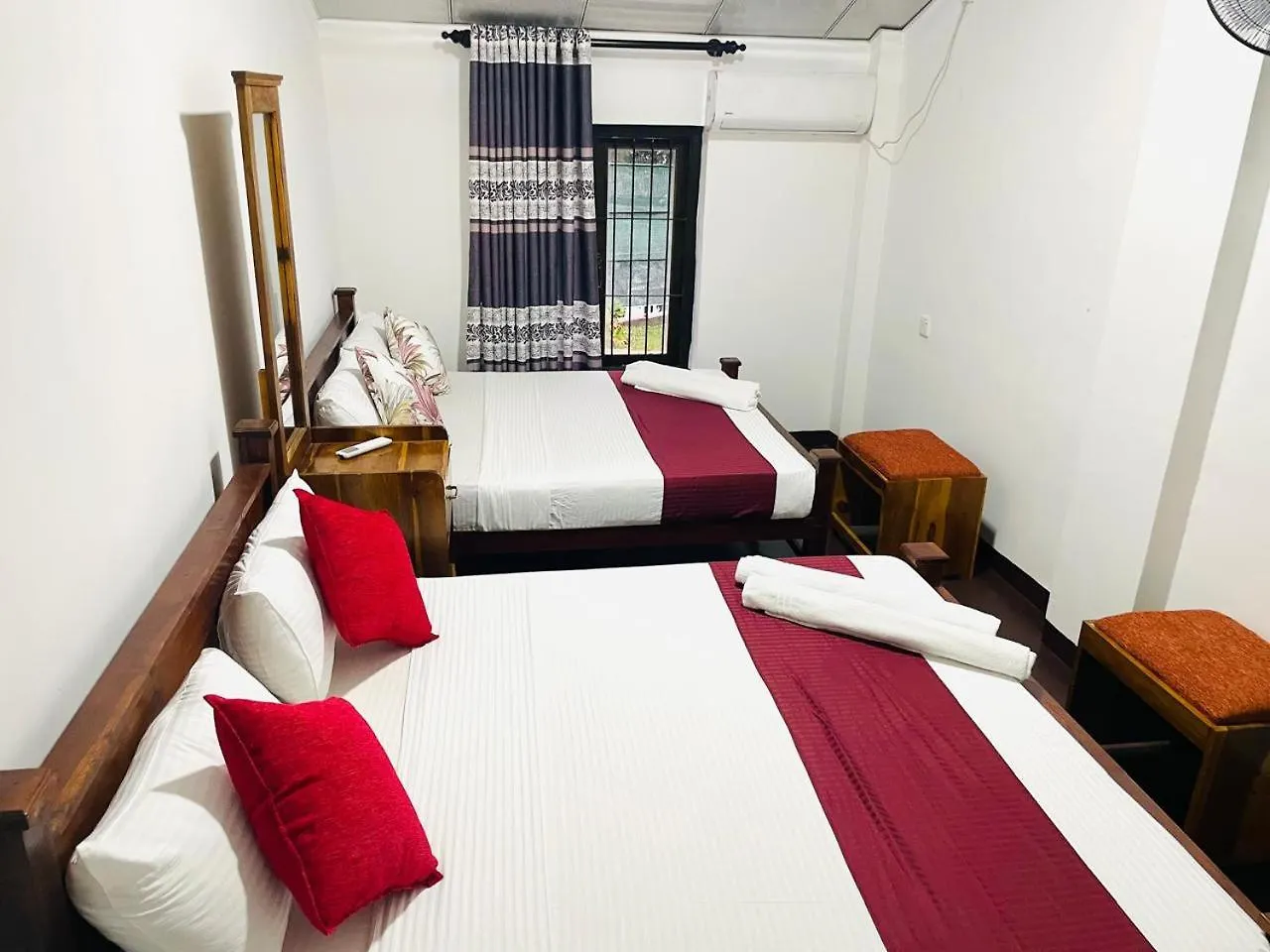 Lake Classical Guest House Kandy
